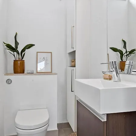 30549-odder-tvaeragervej-8 *